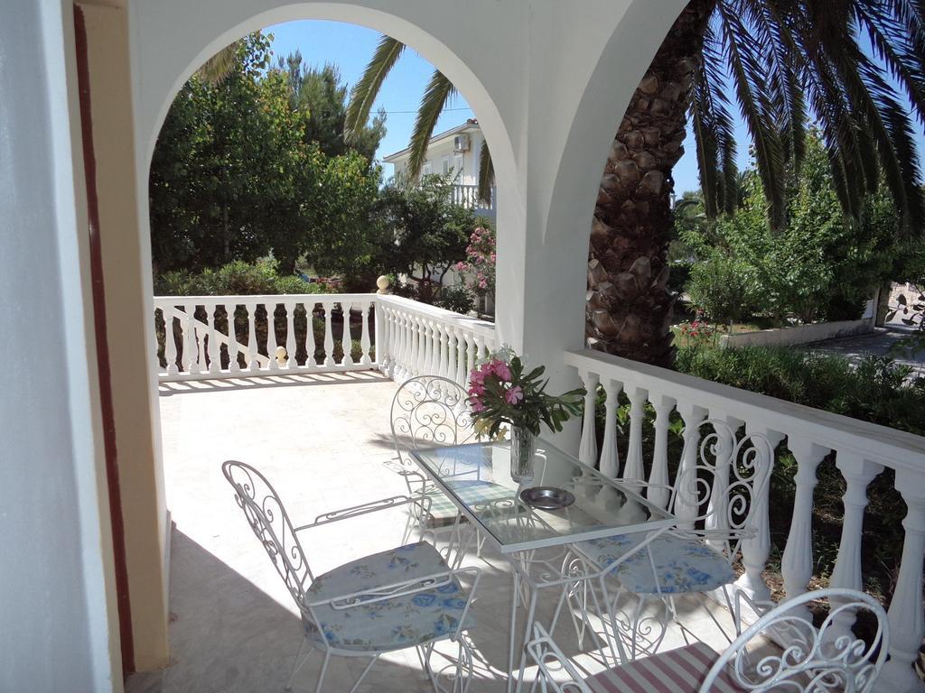 Renesis Studios Lithakia  الغرفة الصورة